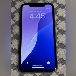 Apple IPhone 11 64gb Boost Mobile